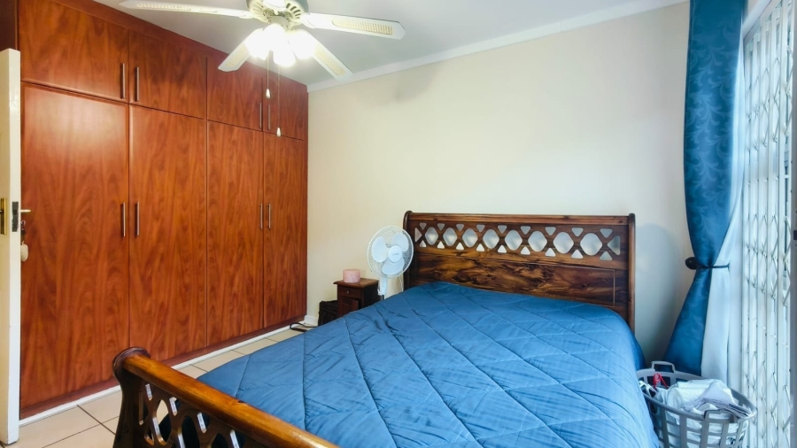 3 Bedroom Property for Sale in Van Der Hoff Park North West